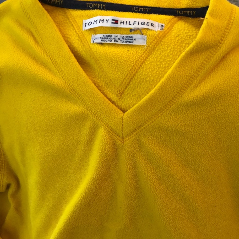 ❤️ Tommy Hilifiger VNeck Sweater
